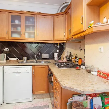 Terrace At Typical Bica And Chiado Апартаменты Лиссабон