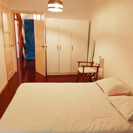 Terrace At Typical Bica And Chiado Apartment