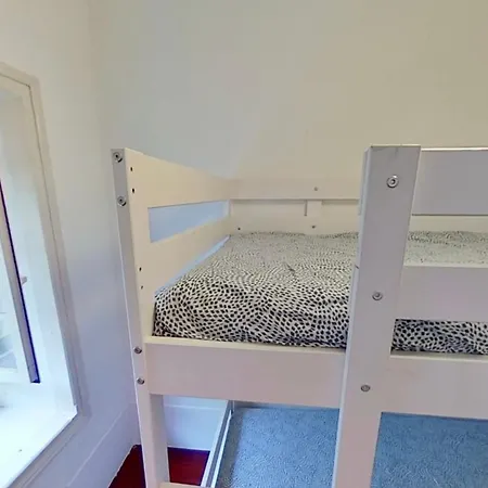 Apartment Terrace At Typical Bica And Chiado Lissabon